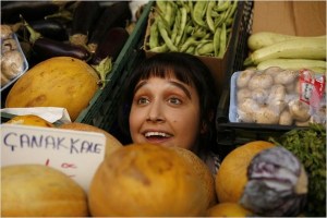 482267.jpg-r_640_600-b_1_D6D6D6-f_jpg-q_x-xxyxx