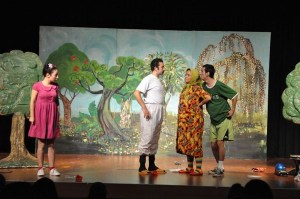 uygur_cocuk_tiyatrosu_