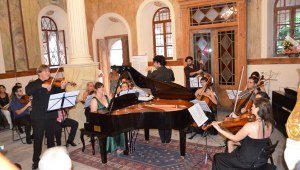 090720141159257974528_2