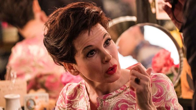 renee-zellweger-as-judy-garland-in-the-upcoming-film-judy-photo-credit-david-hindley-courtesy-of-ld-entertainment-and-roadside-attractions-2mb-2-h_2019